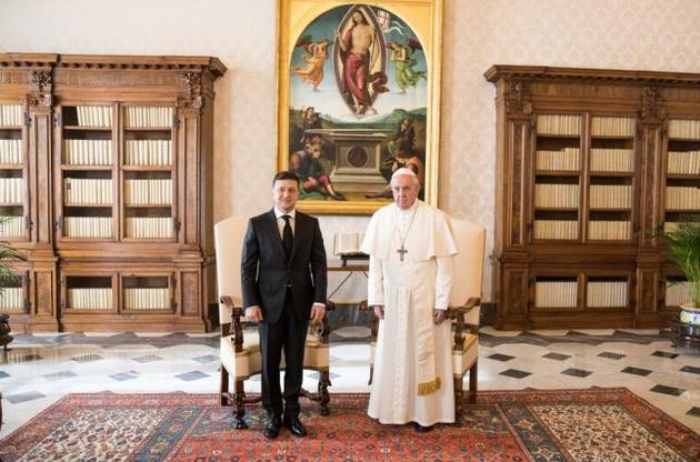 У Ватикані триває зустріч президента України Володимира Зеленського та Папи Римського