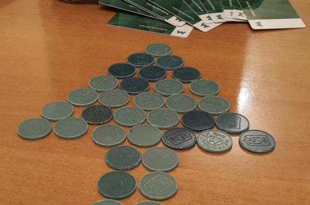У "Київському метрополітені" назвали остаточну дату відмови від жетонів та "зелених" карток