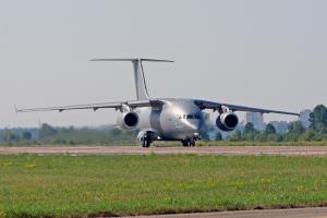 В "Антонов" наладили серийное производство пяти самолетов Ан-178