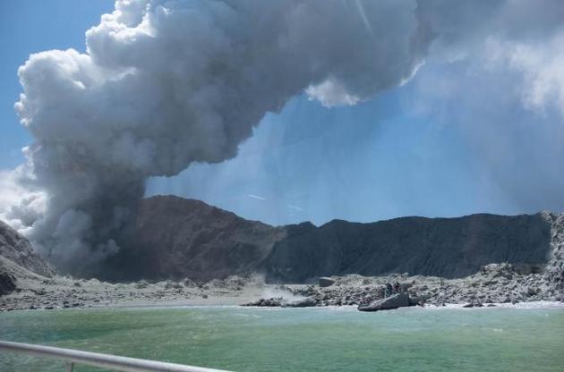 Тіла двох загиблих під час виверження вулкана у Новій Зеландії змило в море