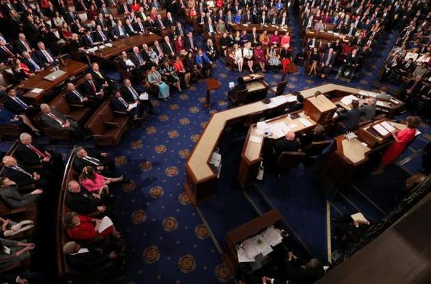 Палата представників США запустила передачу статті про імпічмент Трампа в Сенат
