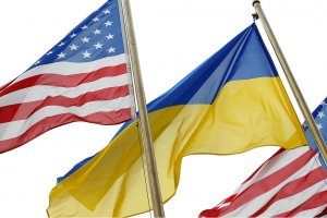 Україна могла лишитися без військової допомоги США — Парнас