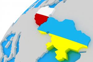Україна і Польща повинні поглибити співпрацю та діалог задля відсічі пропаганди РФ – Боднар