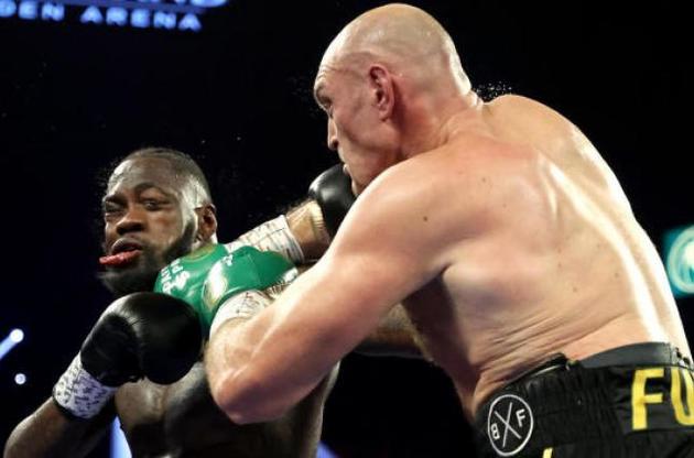 Ф'юрі змусив Вайлдера капітулювати в сьомому раунді