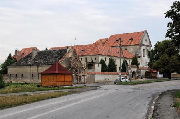 В Олесько обрушилась крыша памятника архитектуры национального значения – бывшего костела капуцинов