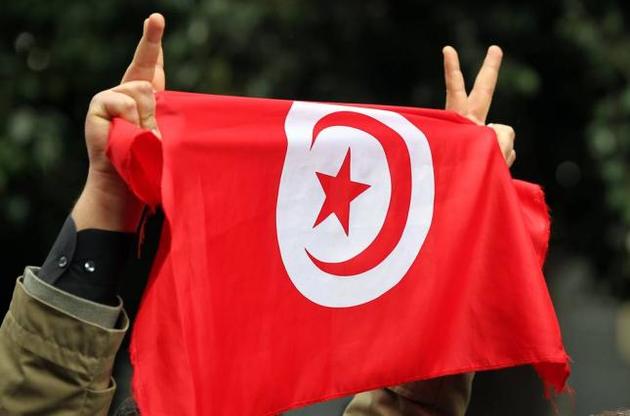 Прем'єр Тунісу отримав особливі повноваження на фоні COVID-19