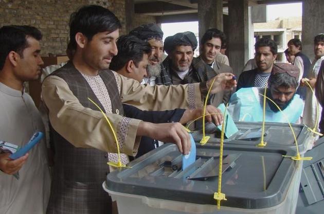 В Афганистане победили два президента