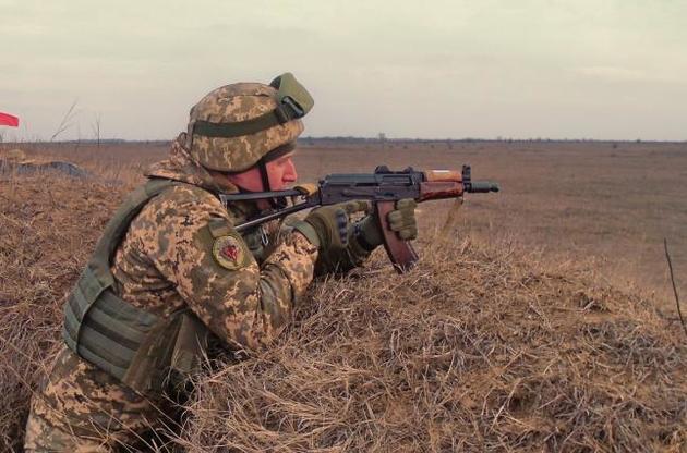 Оккупанты пять раз открывали огонь по украинским позициям — штаб