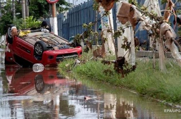 Допаводків Бразилію виснажували пожежі