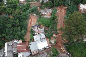 Количество погибших из-за паводков и оползней в Бразилии увеличилось до 57 человек