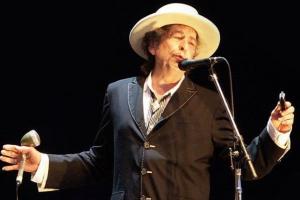 Боб Дилан представил первую за восемь лет песню