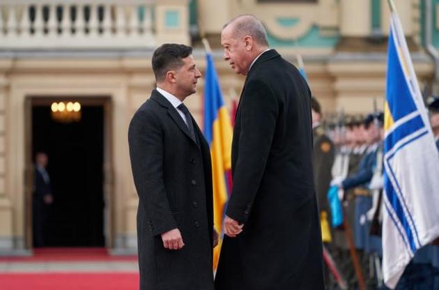 Президенты Украины и Турции обсудили ситуацию на турецко-болгарской границе