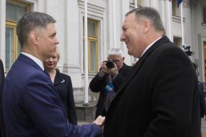 Пристайко провел переговоры с Помпео в Киеве