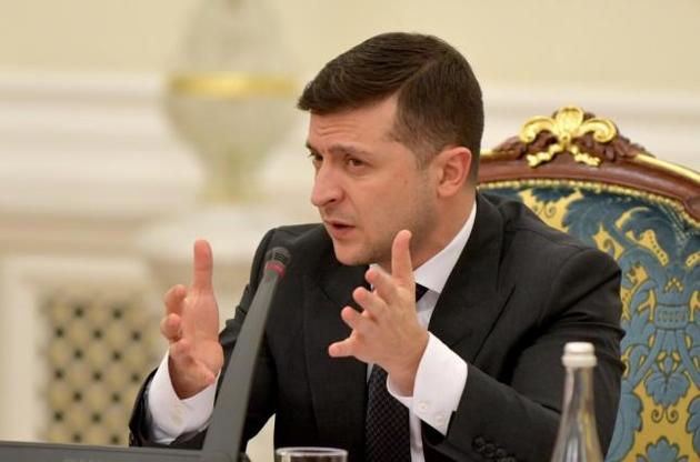 Украинские олигархи борются за влияние на Зеленского – FT