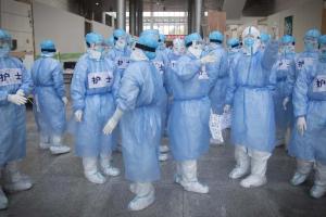 Китайские специалисты убеждены, что пик эпидемии COVID-19 прошел