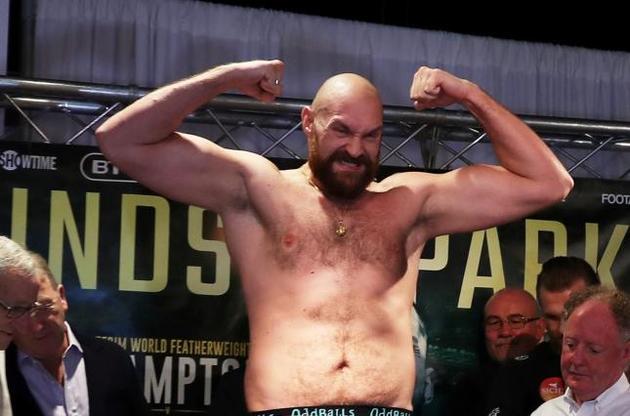 Ф'юрі не затримається на рингу