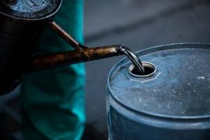 Спрос на рынке нефти в апреле упадет до 25-летнего минимума — МЭА