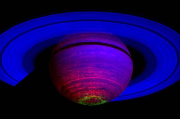Вчені запропонували пояснення незвичайної атмосфери Сатурна