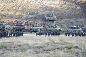 Россия провела очередные военные учения в Крыму