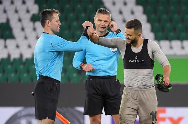 Коли відновиться футбольний сезон залишається невідомим