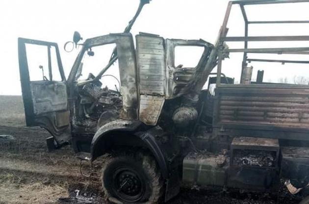 Протитанкова ракета вразила українську вантажівку в Пісках