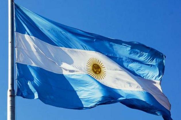 Аргентина заборонила в'їзд з уражнних коронавірусом країн