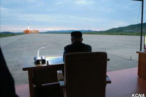 Северная Корея провела испытания сверхтяжелой многозарядной пусковой установки