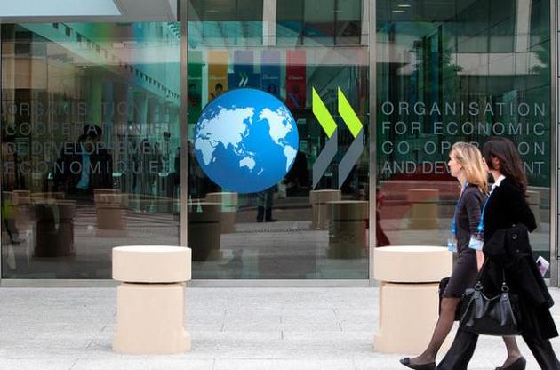 Украина улучшила показатели в сфере услуг для бизнеса