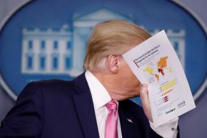 Трамп повторно сдал тест на коронавирус