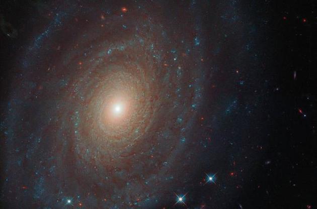 NASA показало захватывающий снимок спиральной галактики