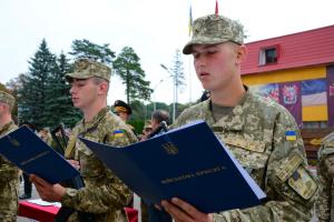 Скільки українців призвуть на службу навесні – розпорядження уряду