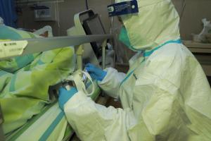 В США заявили о первой смерти инфицированного коронавирусом