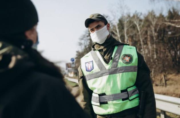 Карантин в Украине: на окраинах столицы обустроили 8 пунктов контроля