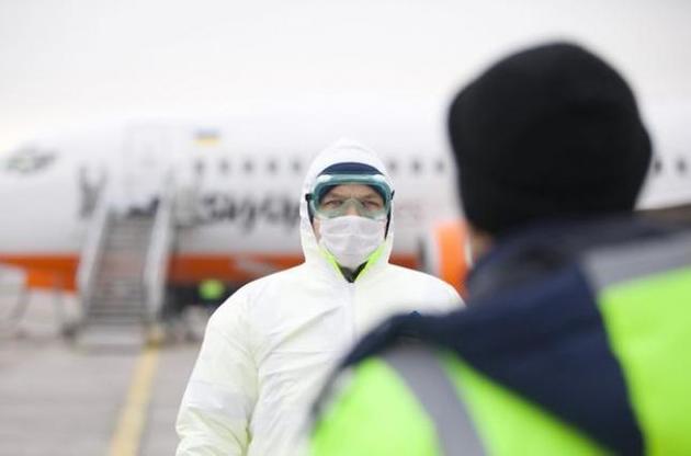 Мир в борьбе с коронавирусом: как Украину и другие страны постепенно затягивает в глобальный карантин