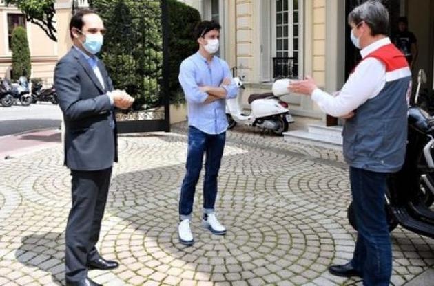 Леклер допомагає в рідному Монако