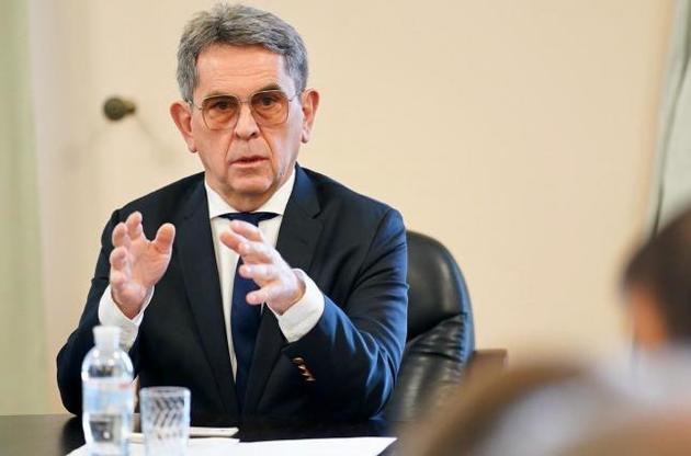 Кабмін планує безперервність медичних послуг