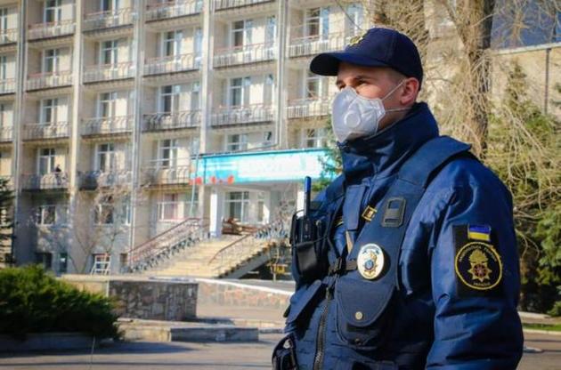 Глава МВД не исключил, что "обстоятельства" могут "потребовать" комендантский час в населенных пунктах