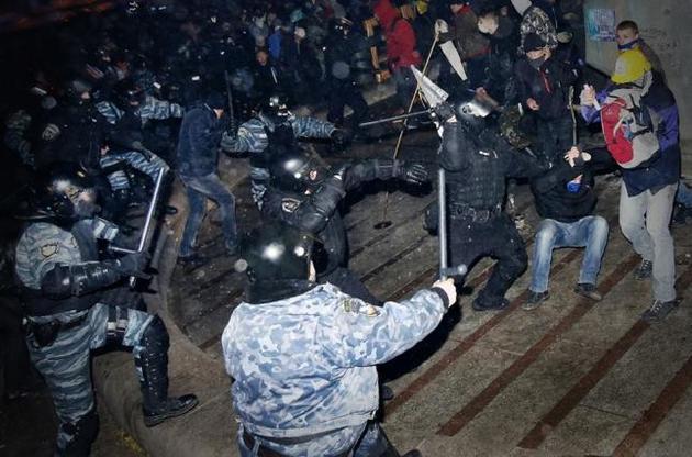 Одному из бывших руководителей милиции Киева сообщили о подозрении за разгон Майдана в 2013 году