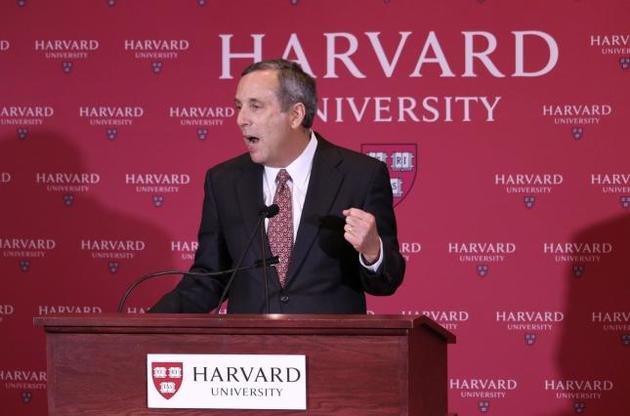 Президент Гарварду з дружиною заразилися коронавірусом