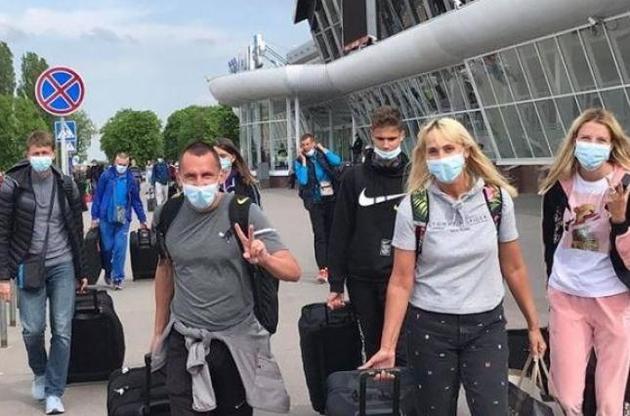 Украинские легкоатлеты вернулись из Португалии после двух месяцев проблем с вылетом из-за карантина