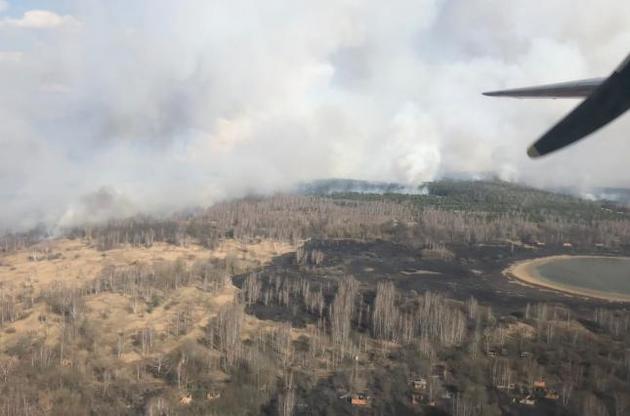 До гасіння пожежі залучено 90 осіб і 18 одиниць техніки