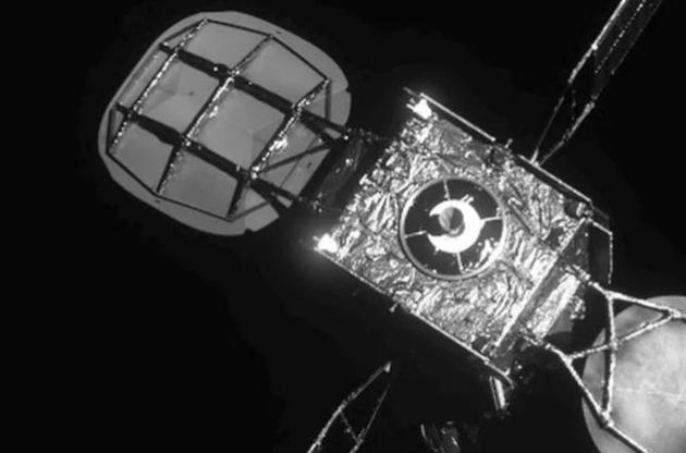 Intelsat 901 переместили на новую орбиту с помощью другого спутника