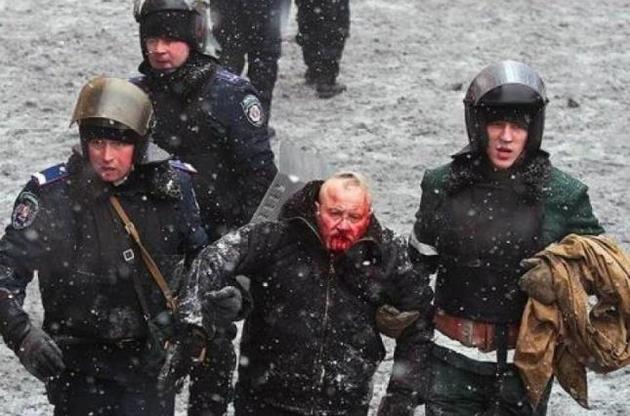 22 січня 2014 року на Грушевського "беркутівці" побили Пасічника. А прокуратура звинуватила його в побиття "беркутівців"