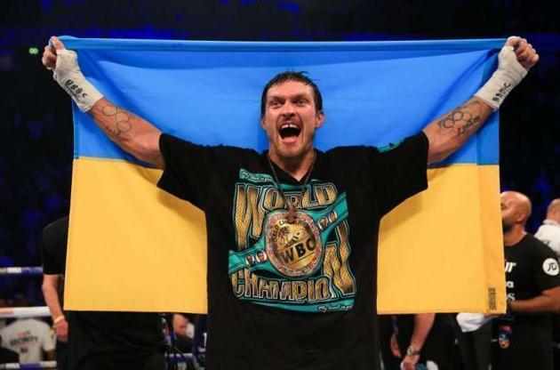Усик поки не став чемпіоном світу у суперважкій вазі