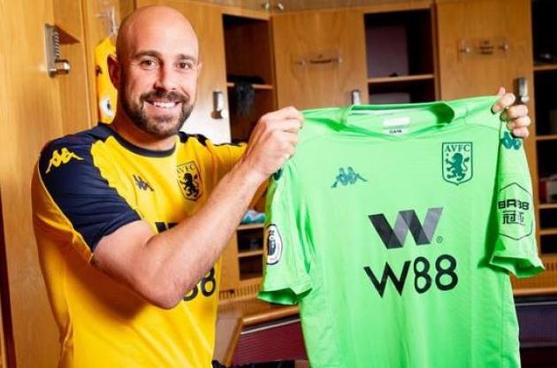 Сейчас Рейна выступает за "Астон Виллу"