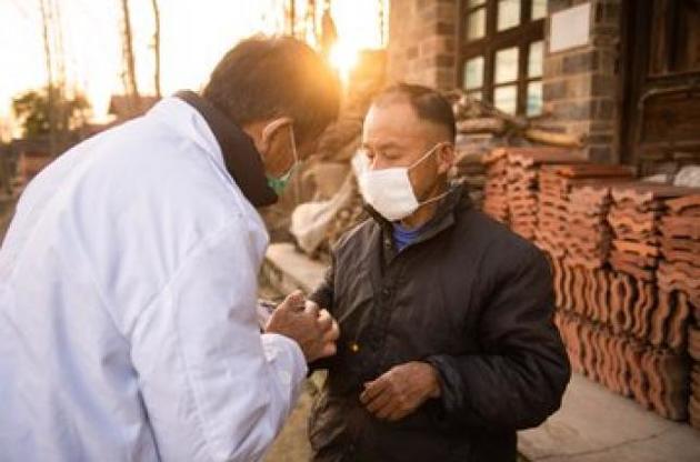 Мігранти повинні два тижні не покидати гуртожитки