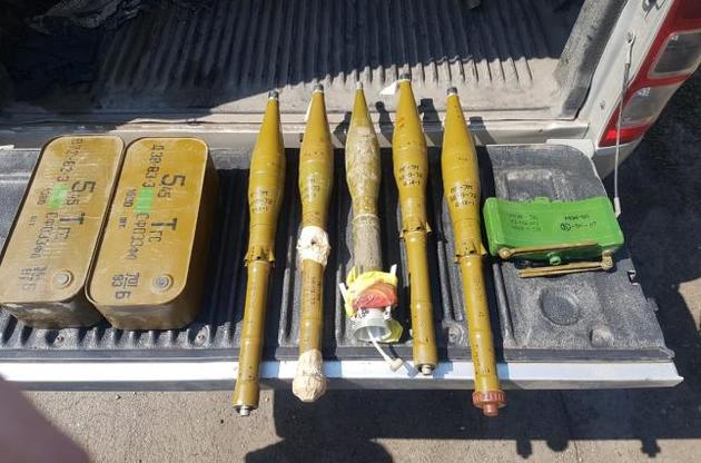 В покинутій будівлі були заховані заряди для гранатометів, міни та патрони