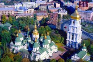 Опрос: Украинцы больше всего доверяют церкви и СМИ