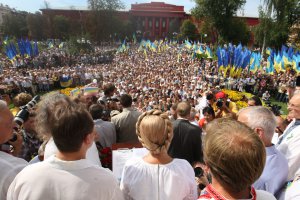 В правительстве призывы Тимошенко потребовать введения моратория на повышение цен на газ считают спекуляциями
