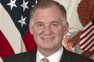 Найбільший злом комп'ютерних мереж Пентагону стався через флешку